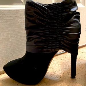 LAMB leather boots size 7.5